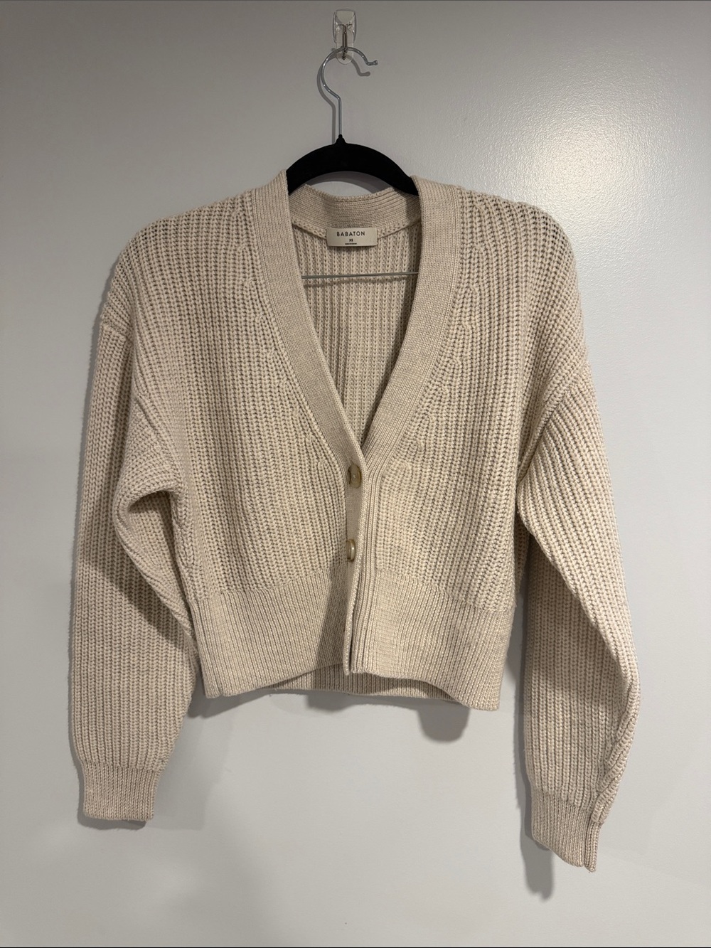 Babaton Merino Cream Ribbed V-Neck Buttoned Cardigan